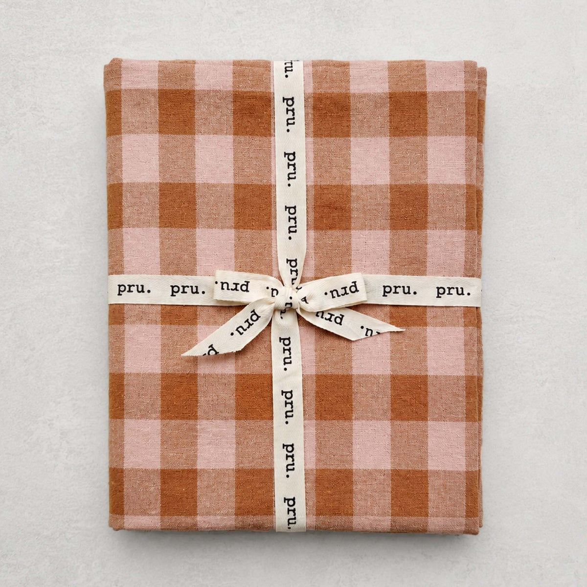 Travel Towel 100% OEKO-TEX® Certified Linen - Gingham