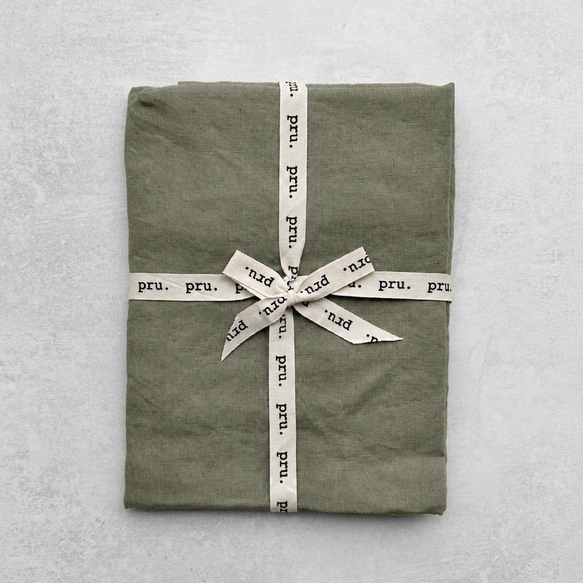 Travel Towel 100% OEKO-TEX® Certified Linen - Sage Green