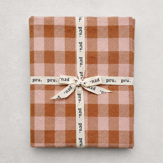 Travel Towel 100% OEKO-TEX® Certified Linen - Gingham
