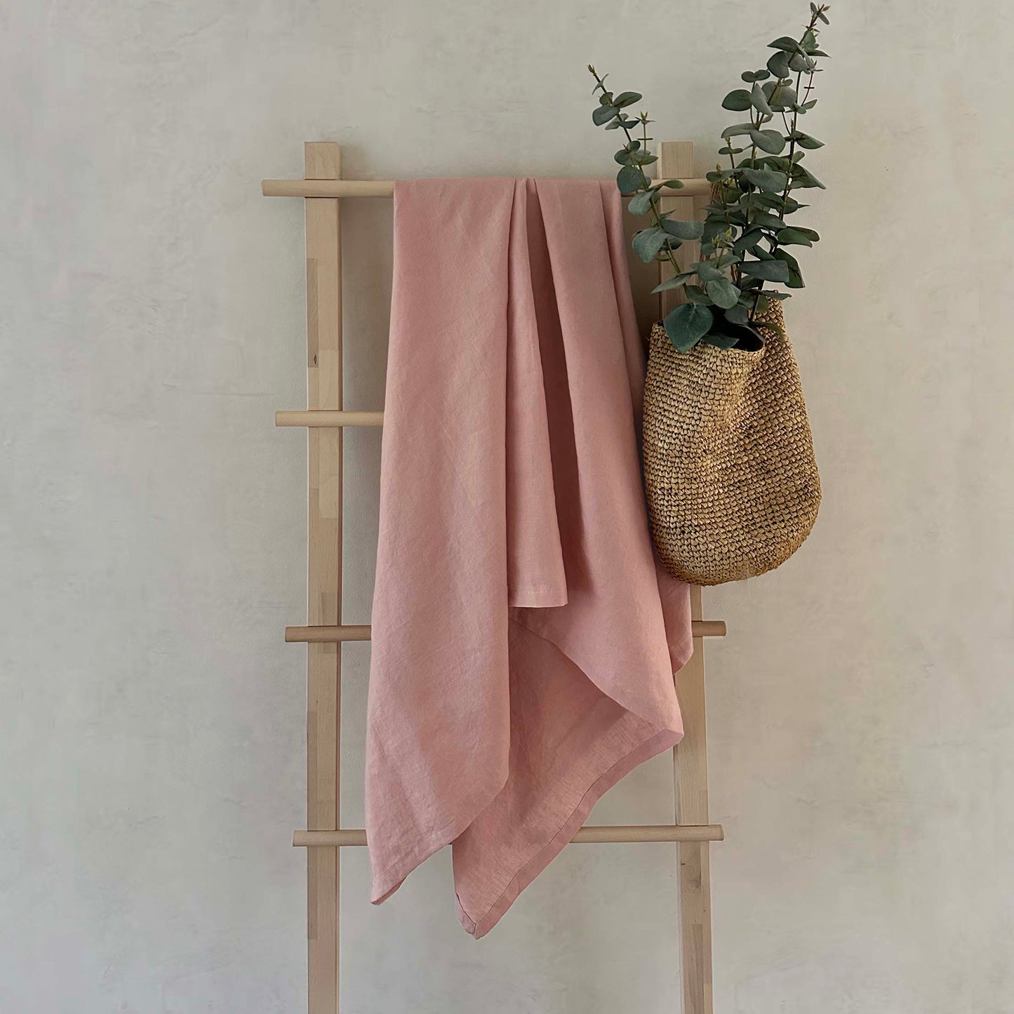 Travel Towel 100% OEKO-TEX® Certified Linen - Pale Pink