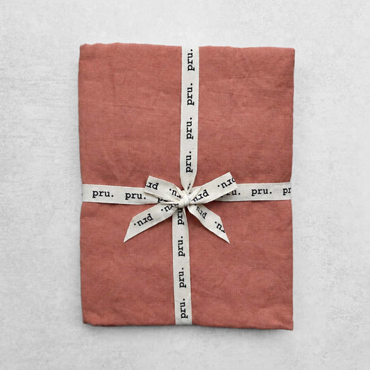 100% Linen Tablecloth OEKO-TEX® Certified - Rosa
