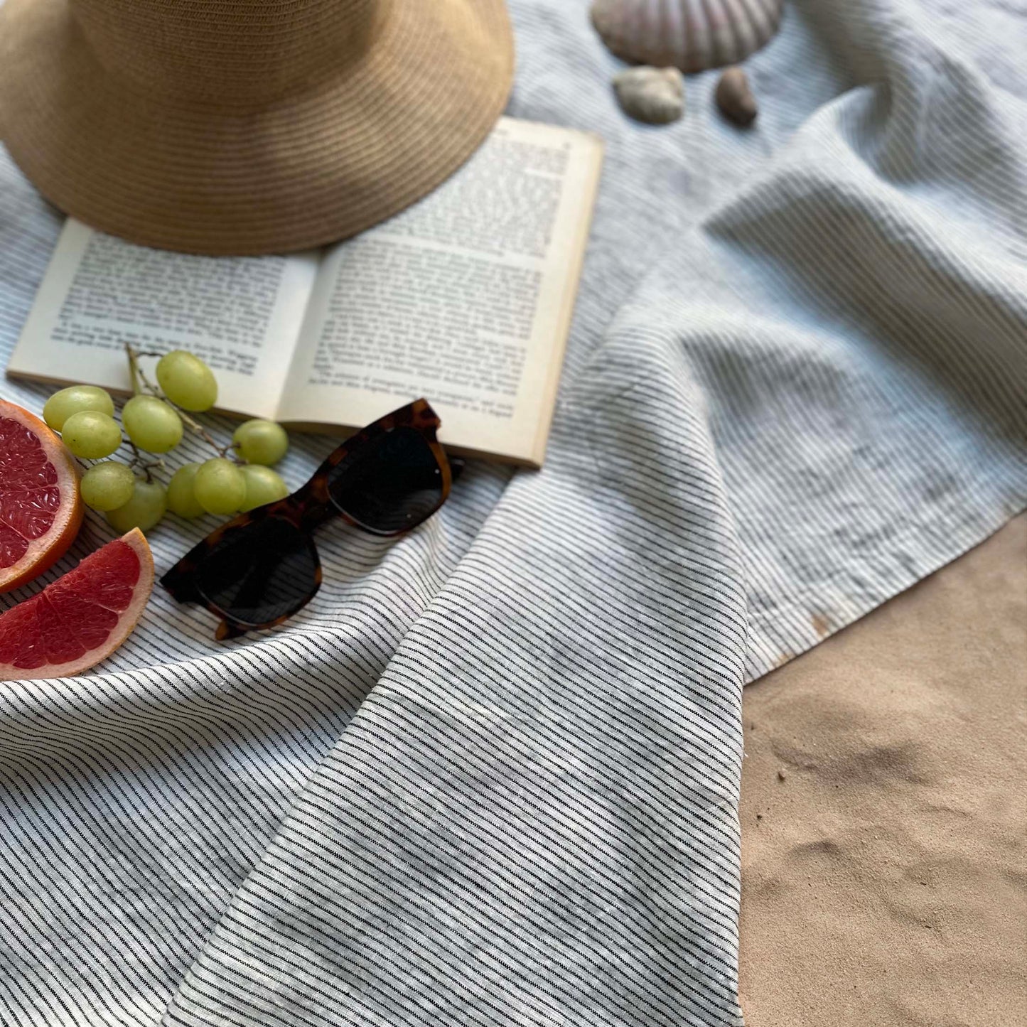 Travel Towel 100% OEKO-TEX® Certified Linen - Stripe