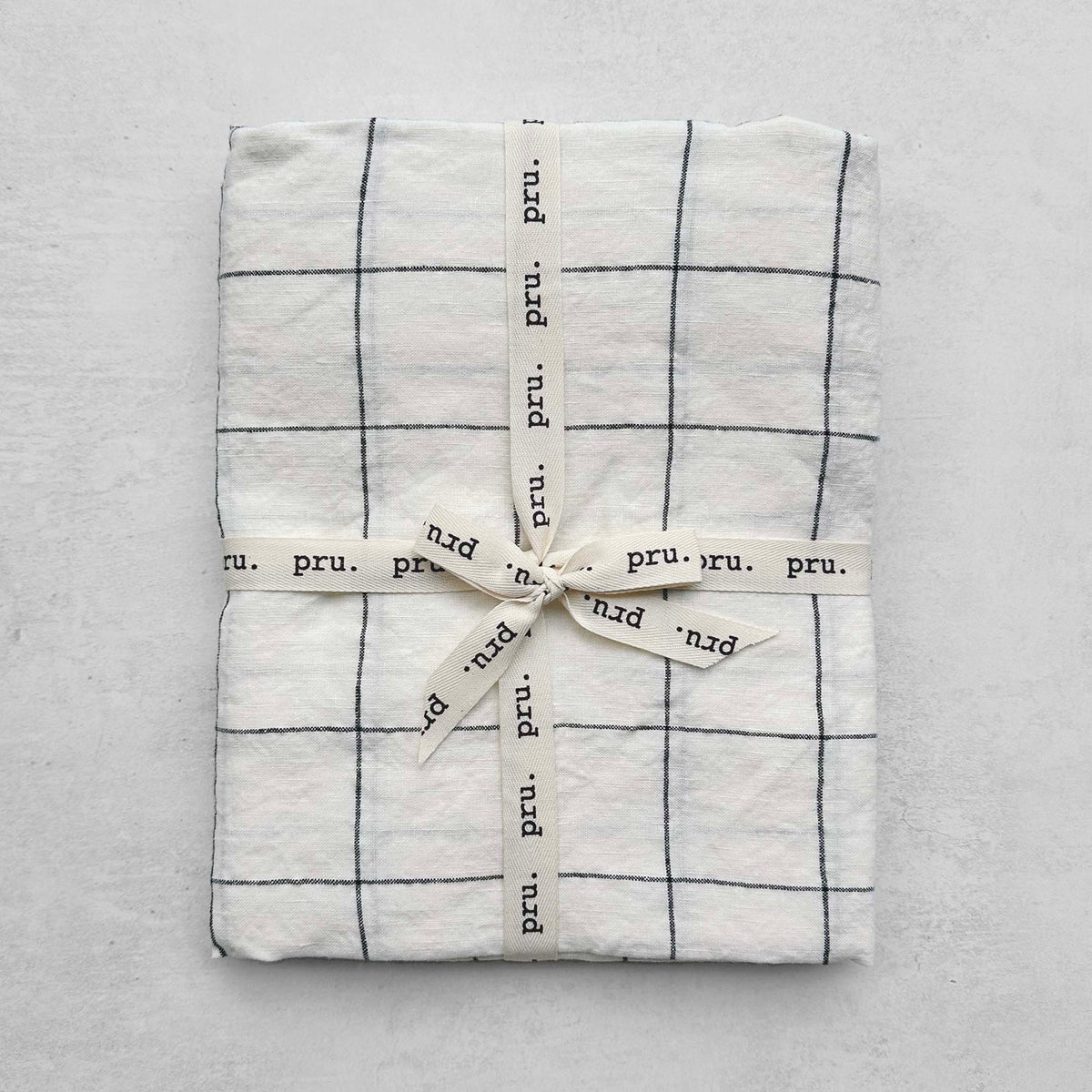 100% Linen Tablecloth OEKO-TEX® Certified - Grid Black & Ivory