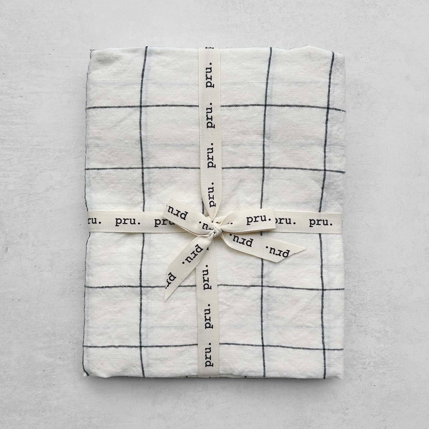 Travel Towel 100% OEKO-TEX® Certified Linen - Check