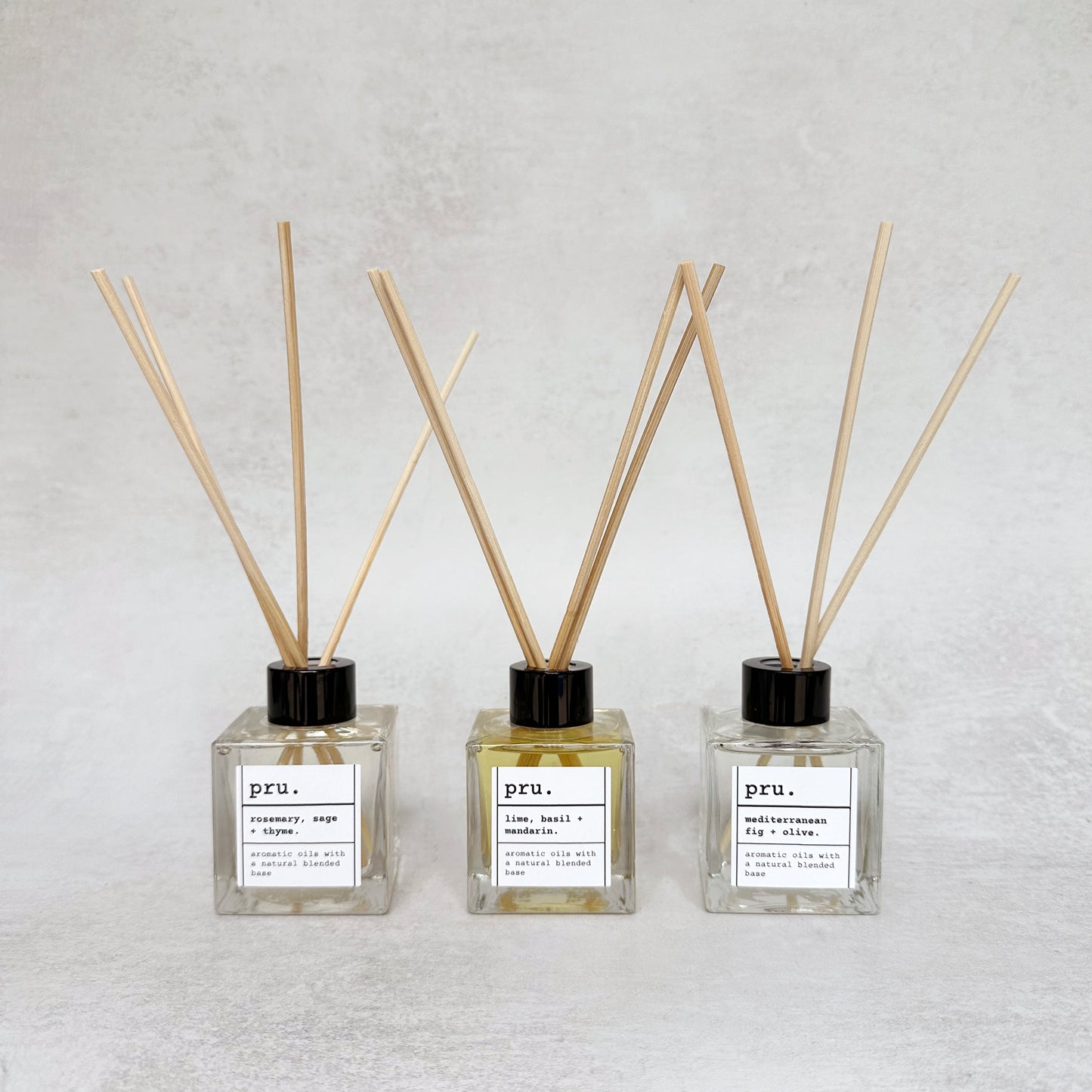 Natural Reed Diffuser Rosemary, Sage + Thyme