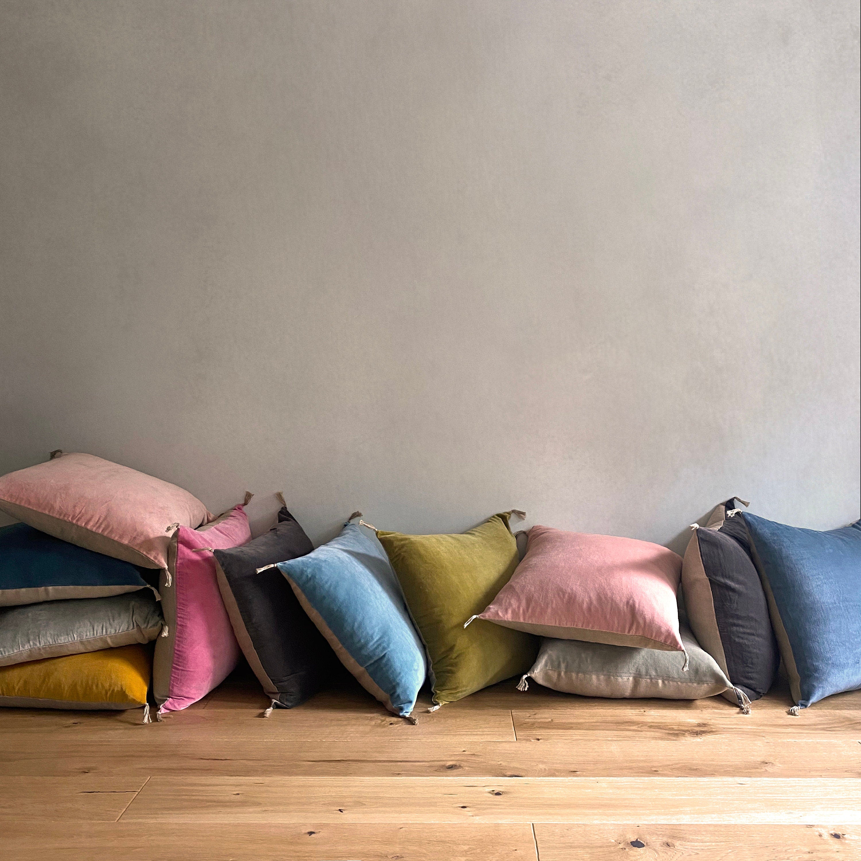 Pink linen cushions hotsell